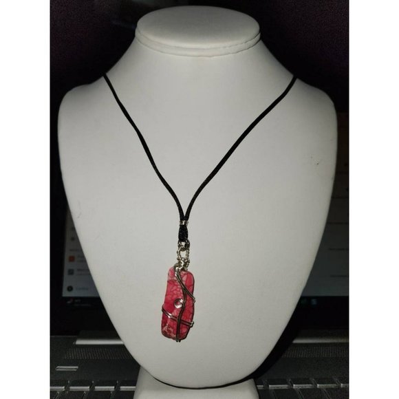 Artisan Wire Wrapped Silver Necklace w/Pink Stone on Adjustable Length Knotted - Picture 4 of 6